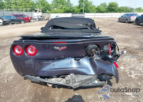 2013 Chevrolet Corvette 427 из США, поврежденный, VIN 1G1YZ3DEXD5701159